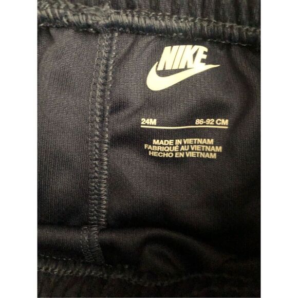 Nike Baby 2pc Dri-fit Tee and Shorts set Size 24M White/ Midnight Navy - Picture 8 of 8